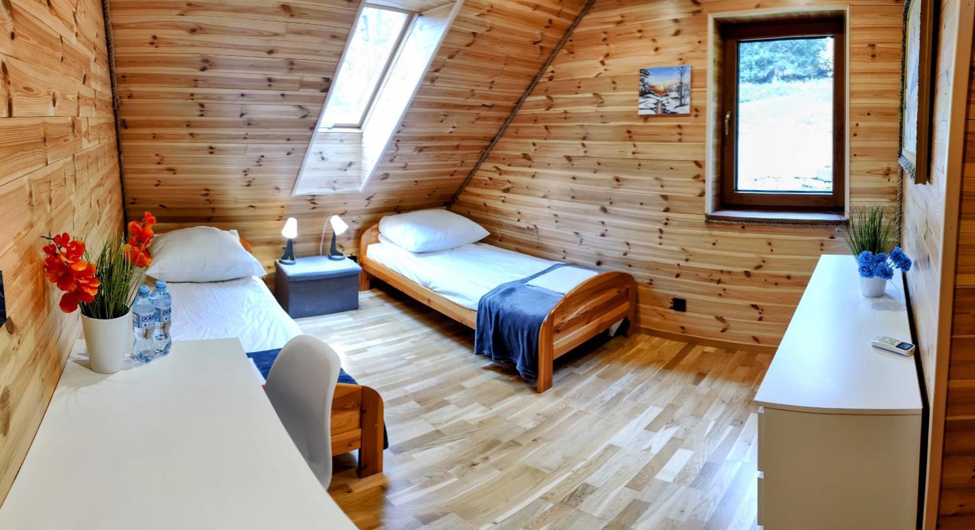 Dom Pod Lesniczowka Villa Zachelmie  Exteriör bild