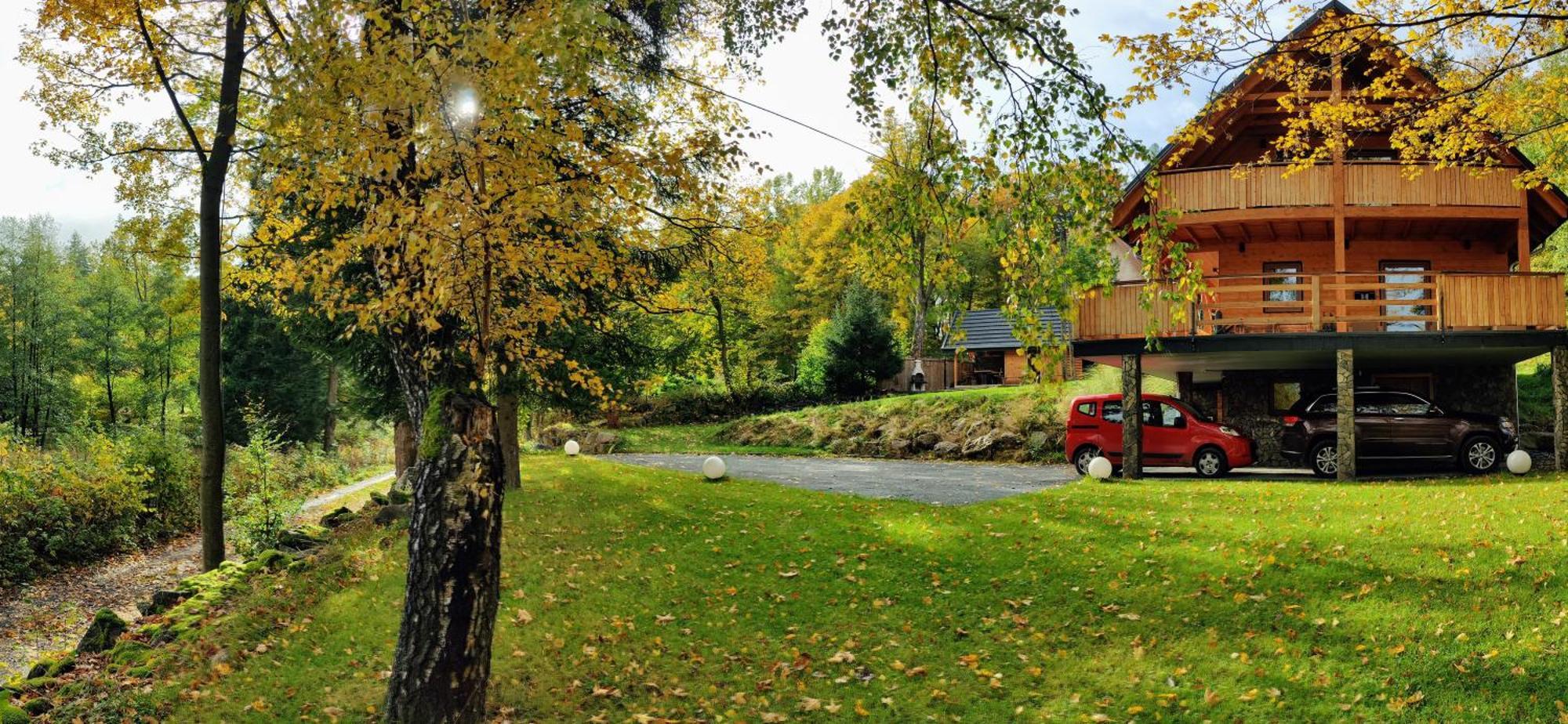Dom Pod Lesniczowka Villa Zachelmie  Exteriör bild